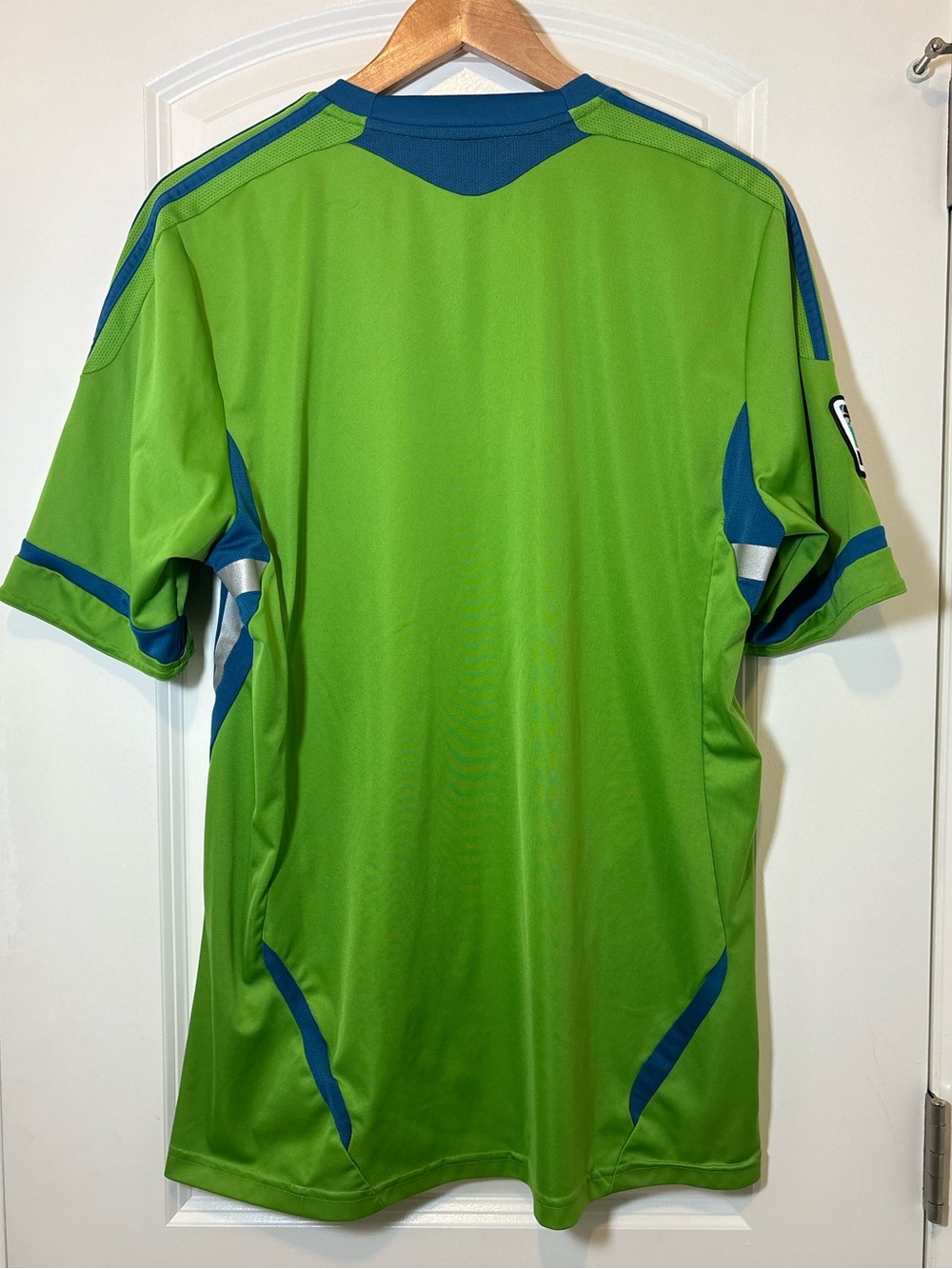 adidas Green and Blue Seattle Sounders FC Home Jersey with Xbox Logo - Picture 2 of 8
